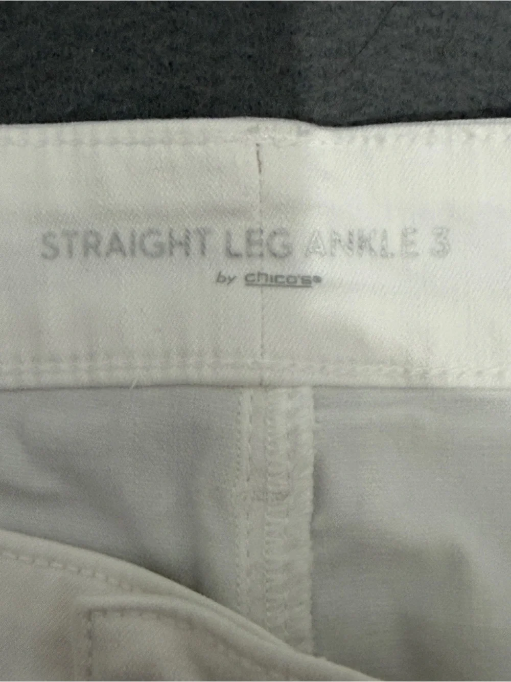 Women’s Chico’s Size 3 White Straight Leg Ankle Pants Frayed Hem